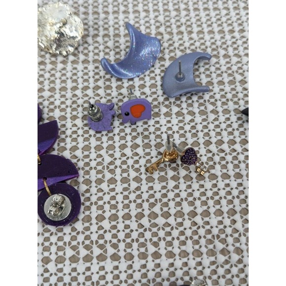 Vintage to Now Purple Earring Lot Stud Dangle Pierced Fashion Wear Craft - Picture 4 of 6